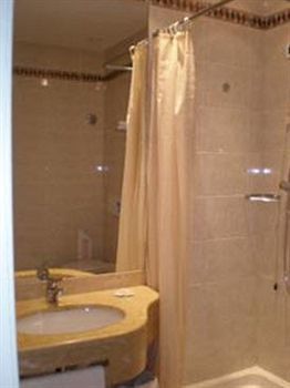 Bobby Executive Hotel