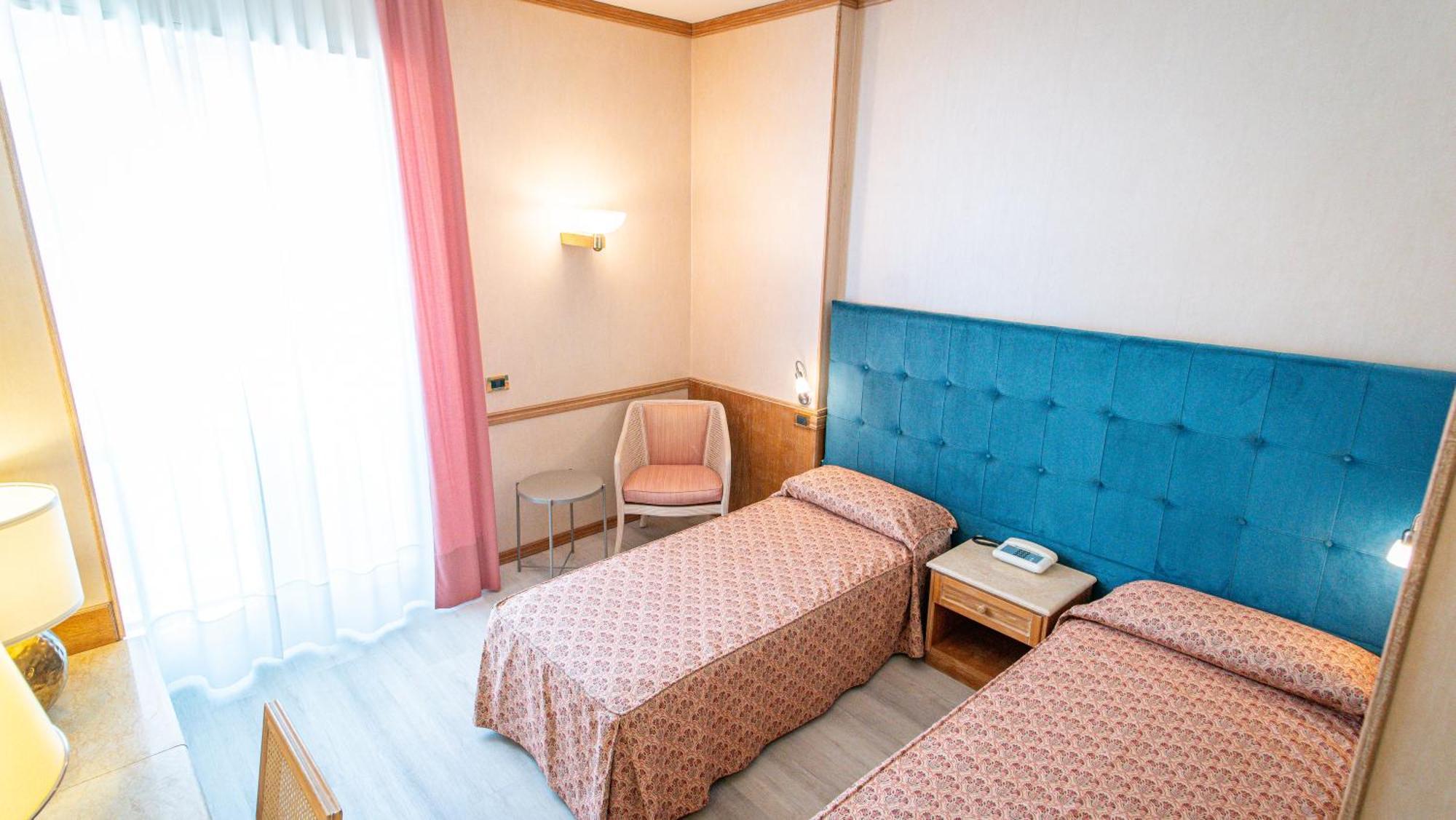 Hotel Bobby Executive 3*