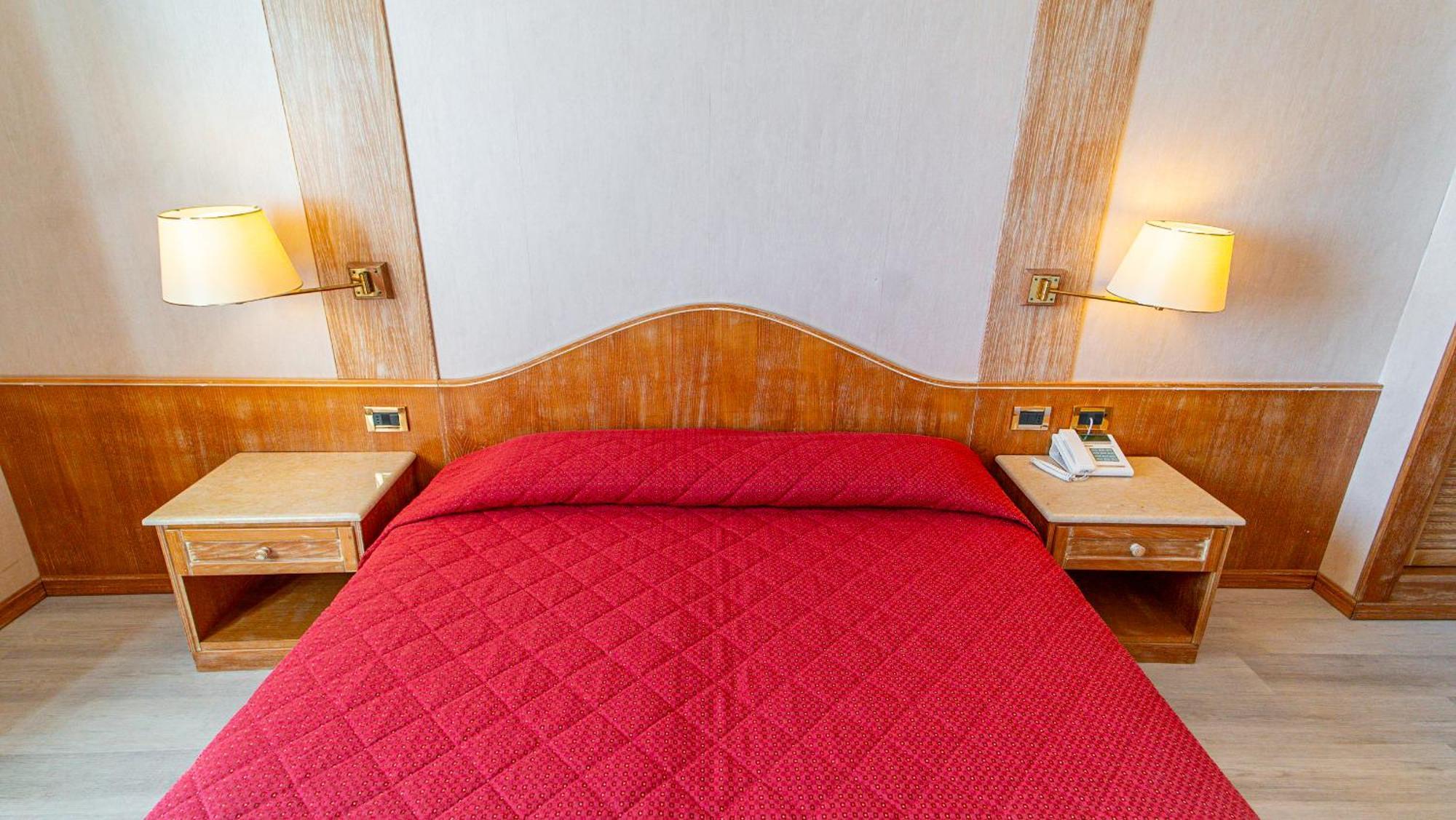 Bobby Executive Hotel